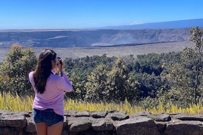 Big Island in a Day: Volcanoes Waterfalls Sightseeing and History - Hamakua Coast waterfalls: Akaka Falls and Rainbow Falls in quick, photo-friendly bursts