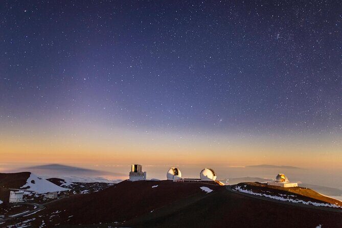 Big Island: Mauna Kea Summit and Stars Small-Group Adventure Tour - Key details that shape your Mauna Kea night