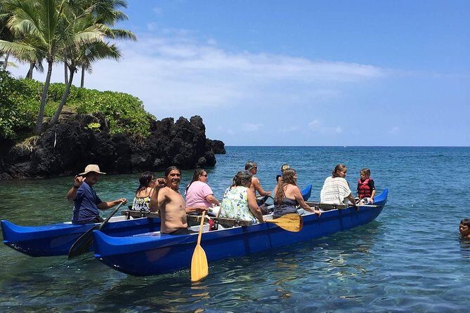 Guided Outrigger Canoe Tour in Kealakekua Bay - The paddle part: a gentle cruise with wildlife odds