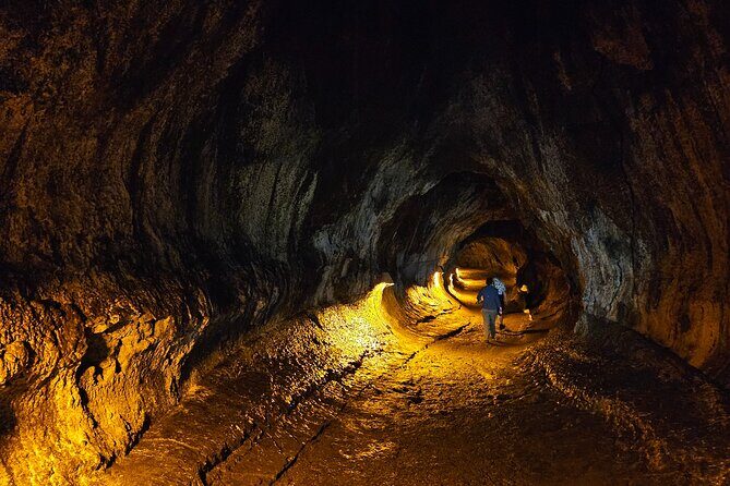 Hawaii Volcanoes, Waterfalls, Beaches & Hilo Highlights Day Tour - Price and what you really get for $186.67
