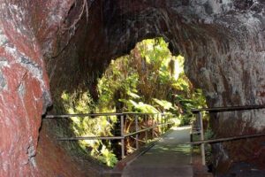 Hilo Shore Excursion: Active Volcano, Lava Tube, Waterfall and Gardens - Hawaii Volcanoes National Park: Kilauea caldera, steam vents, and real active geology