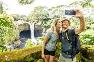 Hilo Shore Excursion: Volcanoes National Park & Black Sand Beach - Macadamia Orchards and Big Island Candy: Snacks, Souvenirs, and a Useful Backup Plan