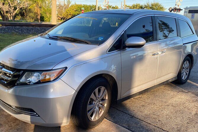 Kona International Airport (KOA) to Kailua-Kona - Arrival Private Transfer - Landing at KOA: Finding Your Driver Without the Headache