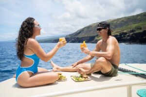 Luxury Kona Coast Snorkel Tour Including Lunch - Stop 1 at Keauhou Harbor: where breakfast, gear, and first snorkeling happen