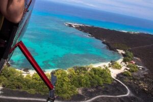 Private Kona Coast Helicopter Tour: All Window Seats - All-window seats: how to plan for photos and views